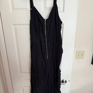 UNIVERSAL THREADS black jumpsuit with zipper Size XXL